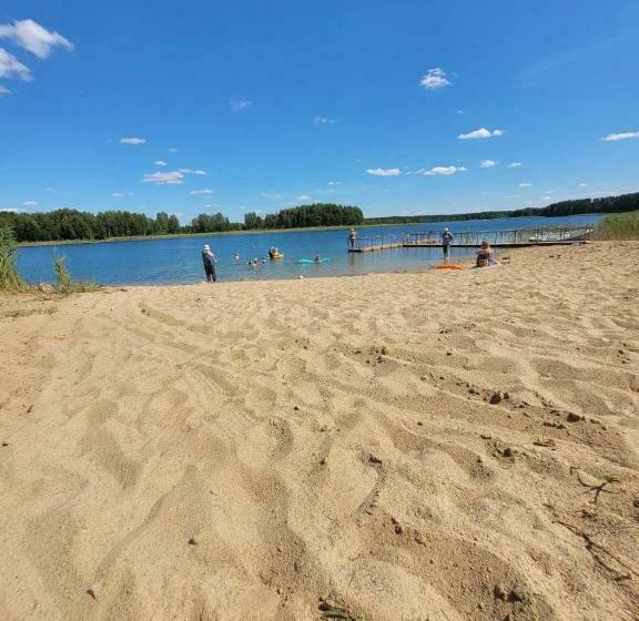 Отель Leśny Dworek Pokoje Nad Jeziorem