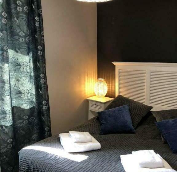 Отель Les Villas Du Domaine De Suzel