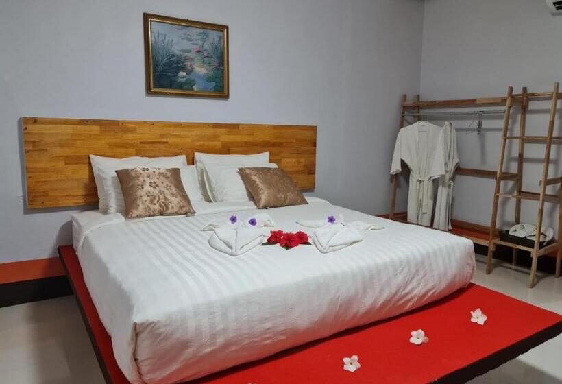 Hotel Mookboonchu Guesthouse ,kohmook Trang