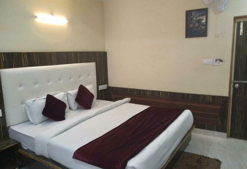 Dharamshala Hotel Mount Edge