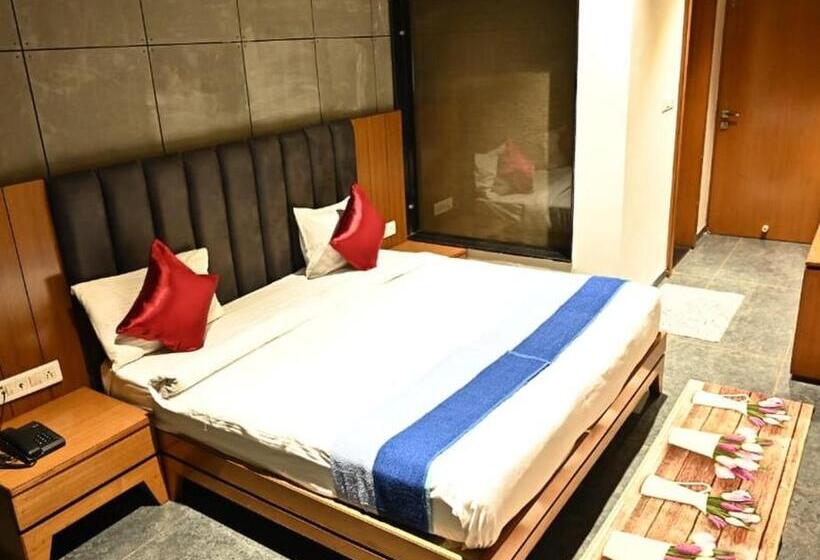 בית מלון כפרי Nakshatra Resort