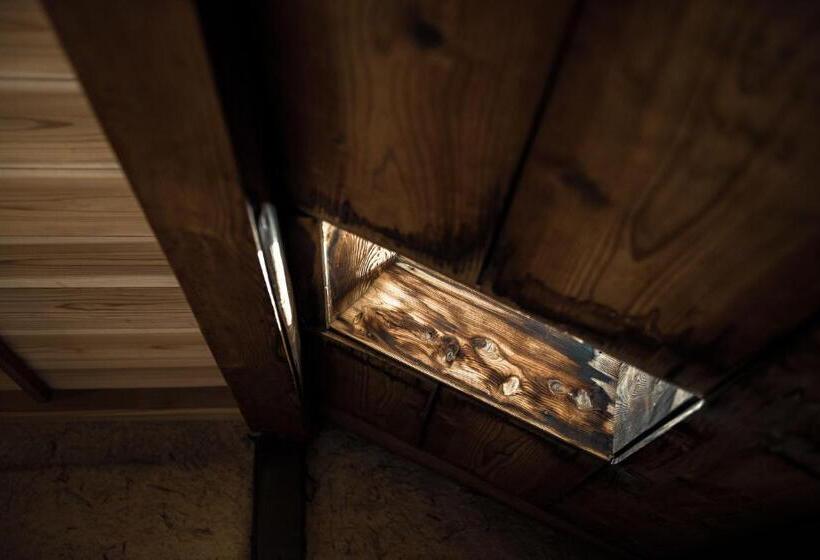 호텔 Oito 美しい街並みに佇む喫茶と宿