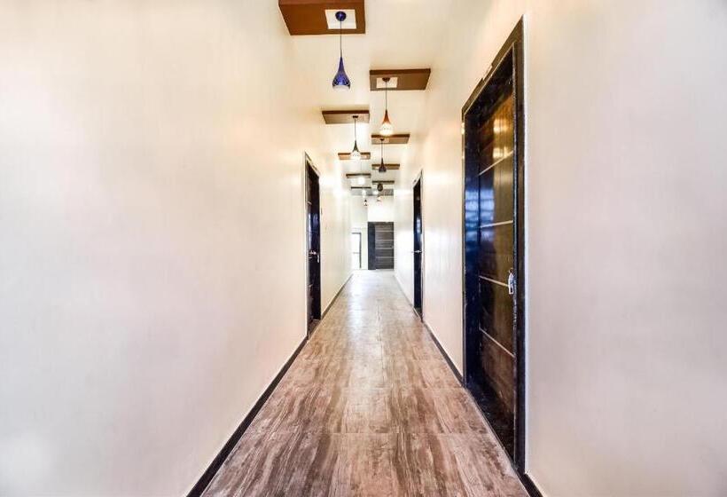 فندق Oyo 65534  Nisarg