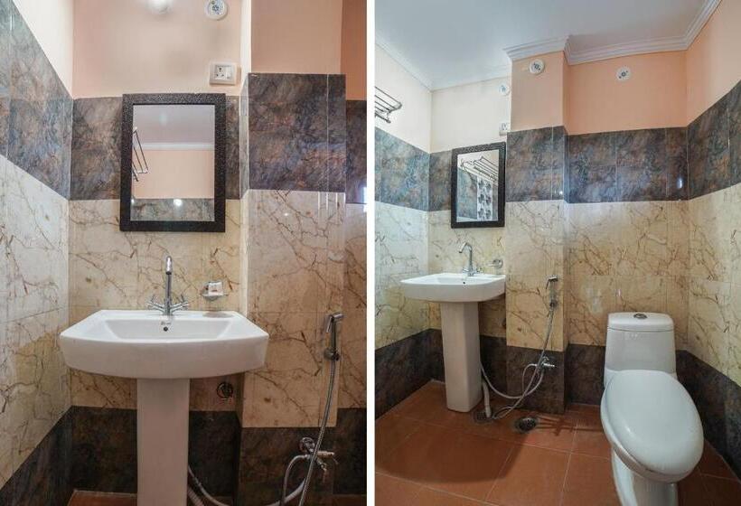 فندق Kailash View Inn