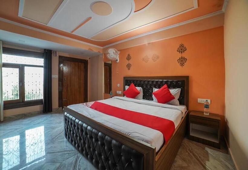 فندق Kailash View Inn