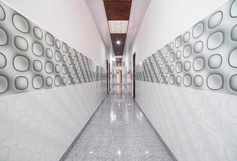 فندق Oyo 69125 Shri Krishna Guest House