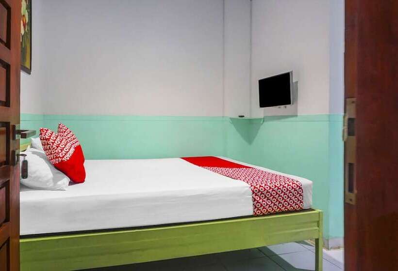 酒店 Oyo 90856 Wisma Favorite Makassar