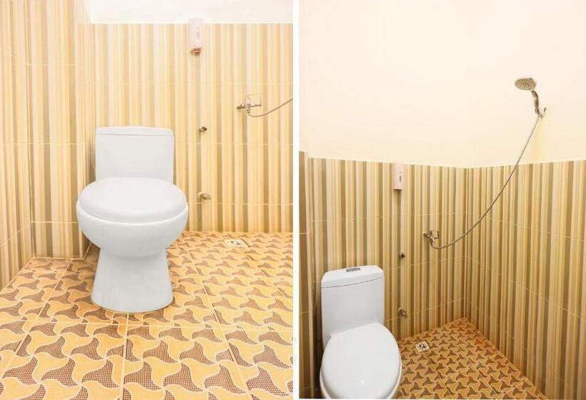 酒店 Oyo 91839 Penginapan Sulthan Penyengat Syariah