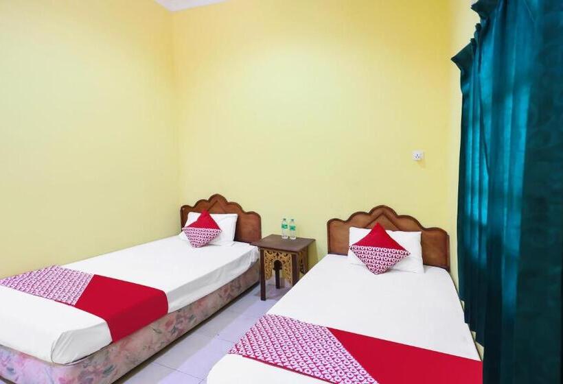 酒店 Oyo 91839 Penginapan Sulthan Penyengat Syariah
