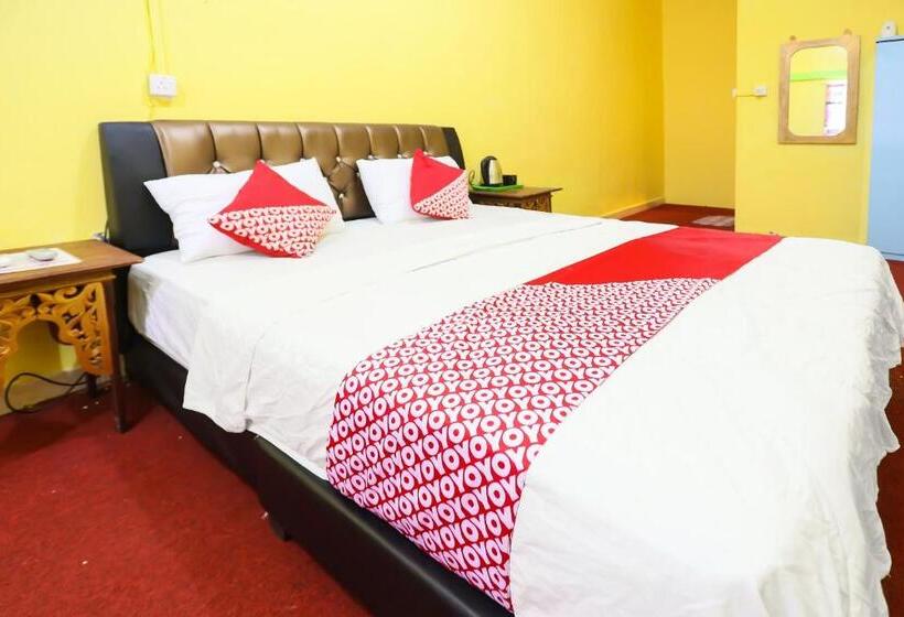 酒店 Oyo 91839 Penginapan Sulthan Penyengat Syariah
