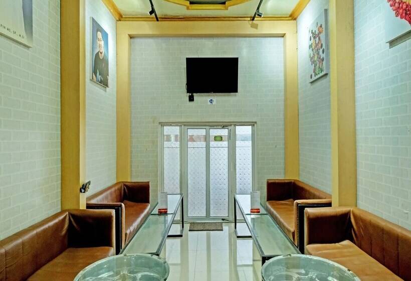 فندق Oyo 91857 Callista Homestay