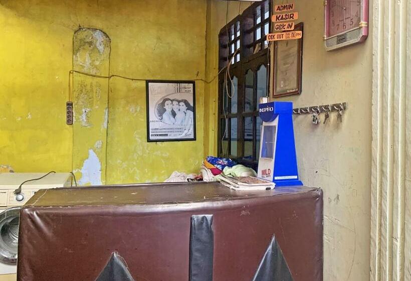 فندق Oyo 91900 Wisma Amrach