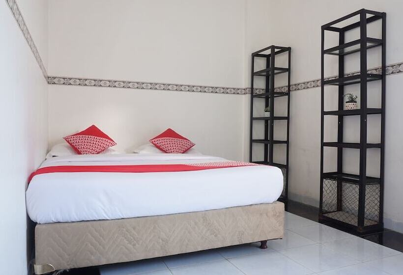 فندق Oyo 91900 Wisma Amrach