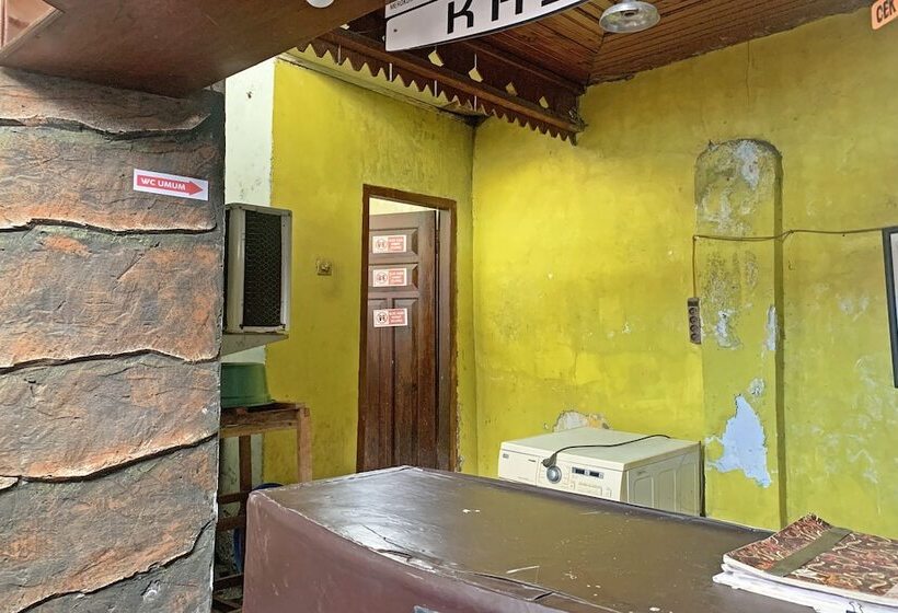 فندق Oyo 91900 Wisma Amrach