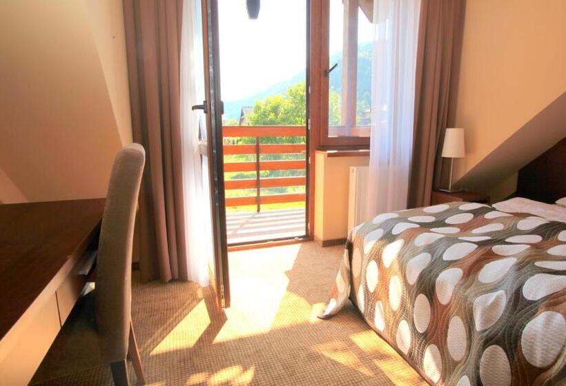 ホテル Pensjonat Crosna Spa