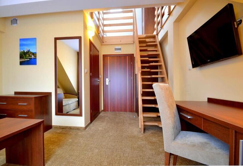 ホテル Pensjonat Crosna Spa