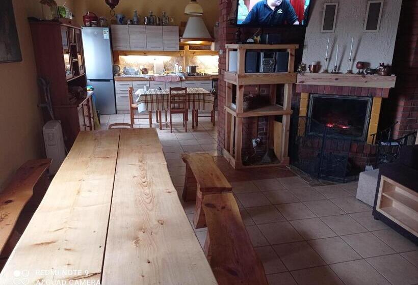 ホテル Dom Basen Sauna Pyzówka