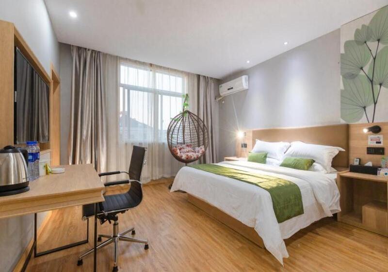 Otel Shell Ningbo Gaoqiao Subway Station