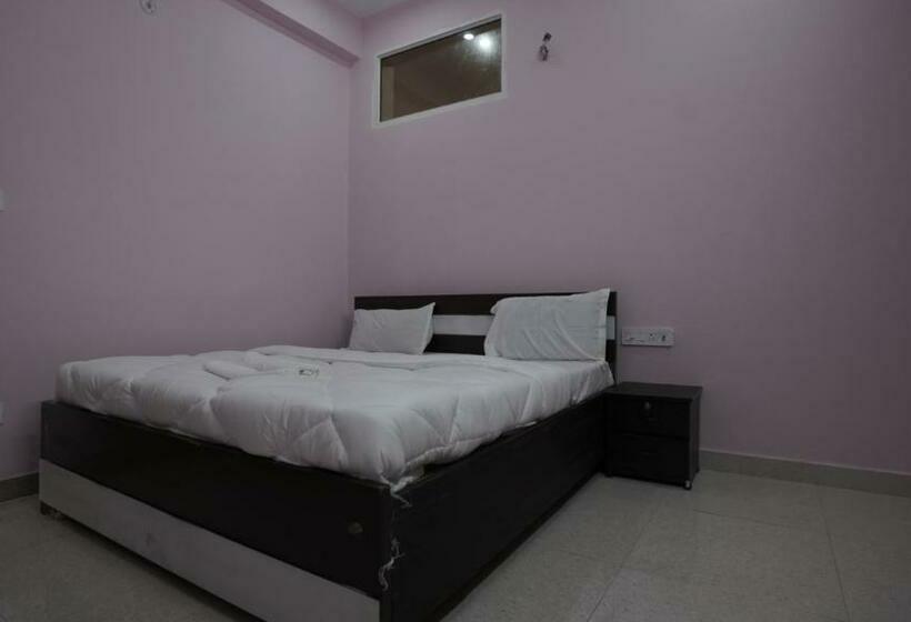 ホテル Shri Anand Niketan By Wb Inn