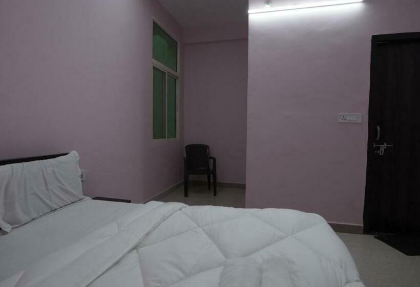 ホテル Shri Anand Niketan By Wb Inn