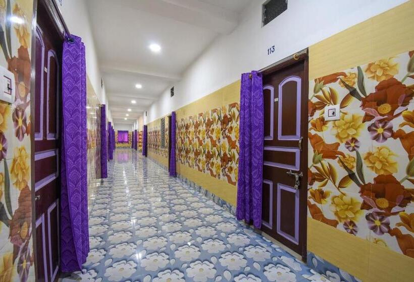 酒店 Spot On 61991 Ganga Jamuna Yatri Nivas