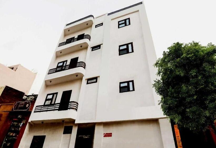 هتل Spot On 64932 Silicon City Inn