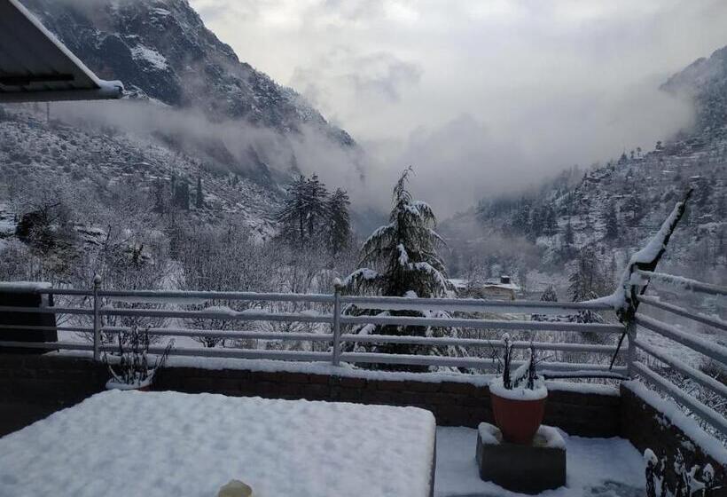 هتل The Kasol Villa