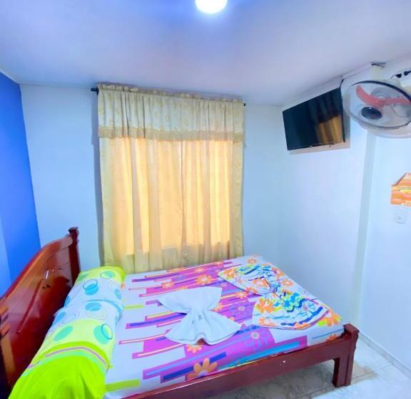 فندق Turista Real