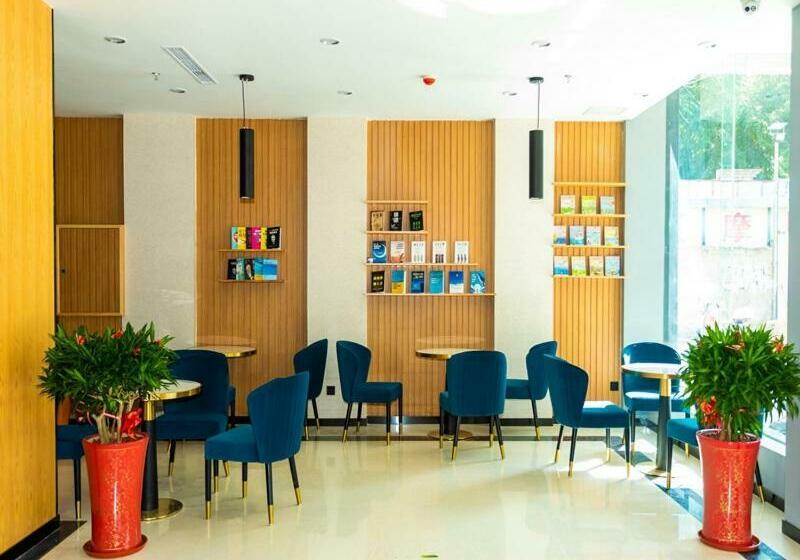 호텔 Up And In Hainan Dongfang City Dongfang Avenue Store