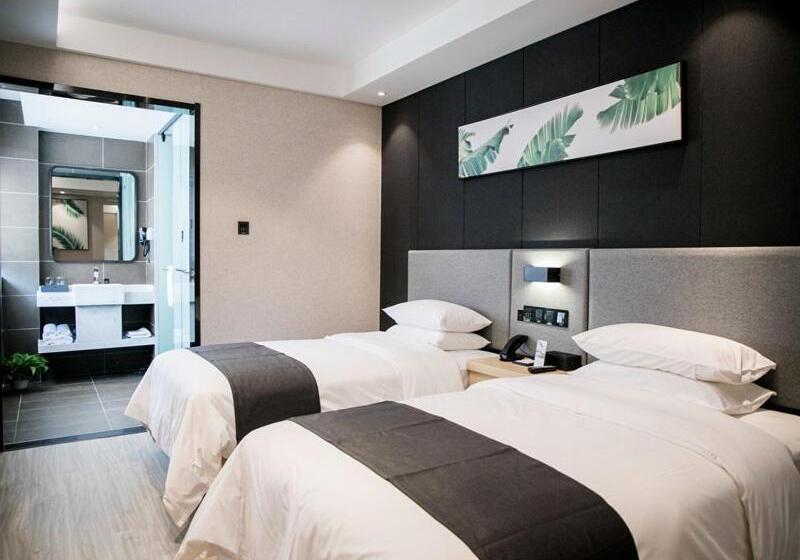 בית מלון כפרי Up And In Maanshan Wanda Plaza