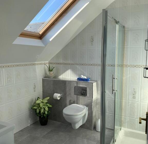 Milltown Lough Eske Bed & Breakfast