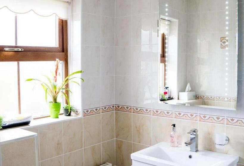 Milltown Lough Eske Bed & Breakfast