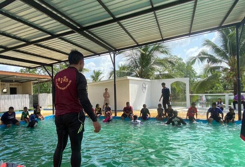 Mulberry Resort