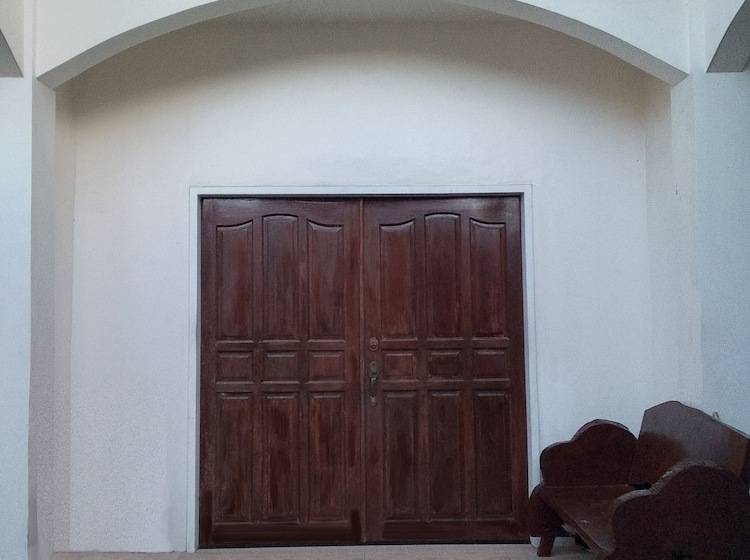 Leizel S Bed & Breakfast