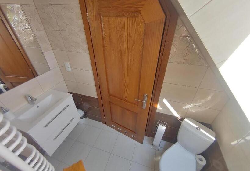 膳宿费 U Chowańców