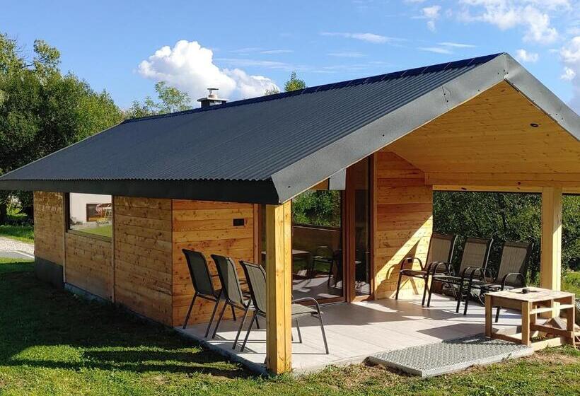 膳宿费 U Chowańców