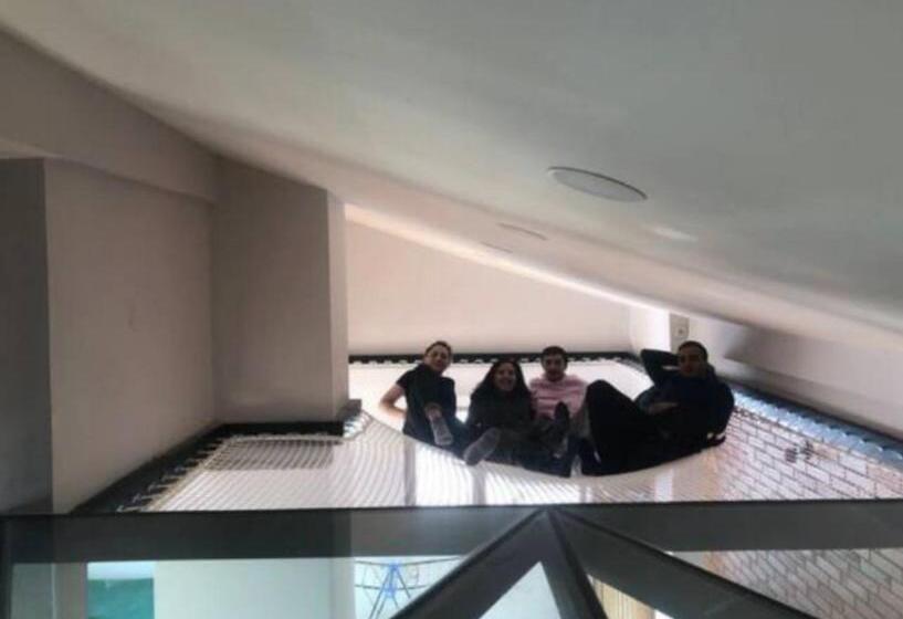 پانسیون Bakuriani Fun, Nice View And Design, Cosy And Spacious