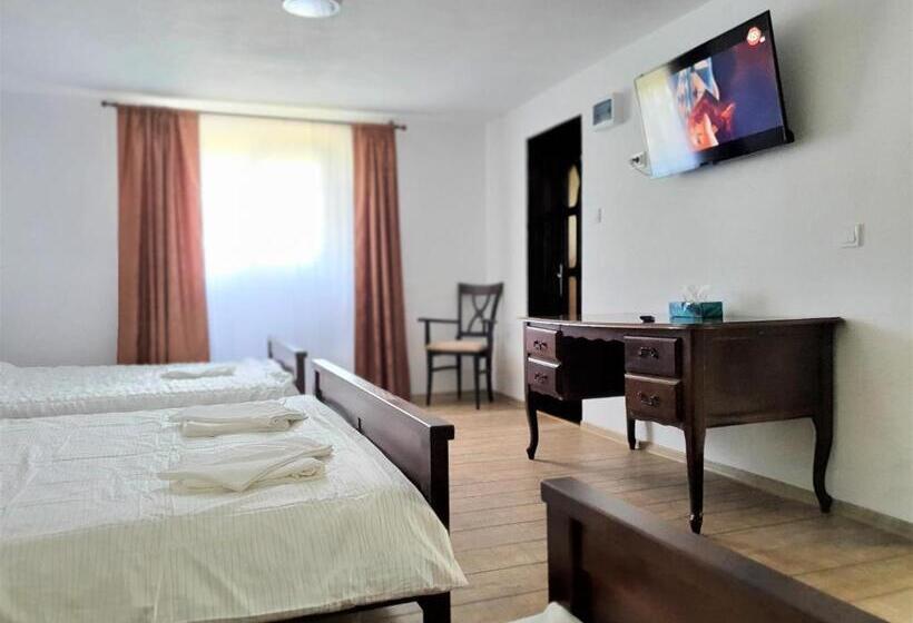 Пансион Casa Muscelelor