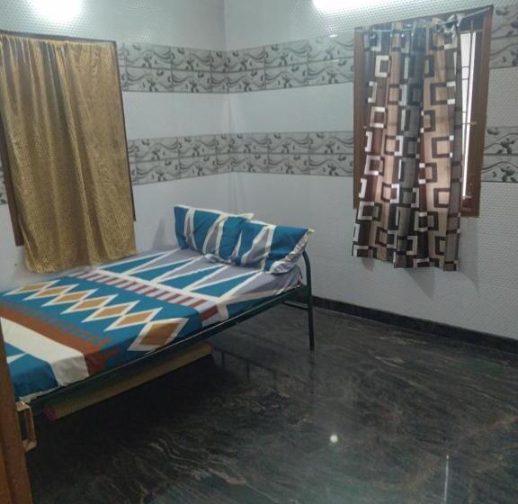 Пансион Feels Like Home