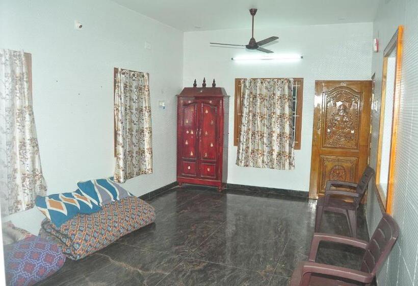 Пансион Feels Like Home