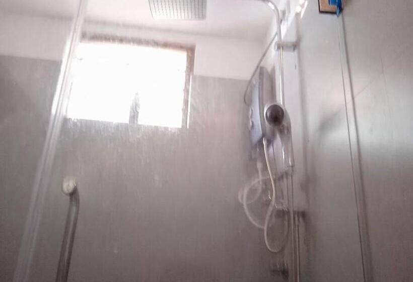 膳宿费 Heaven Thalalla  4bhk Superior Villa With Private Pool And Inside Apartments