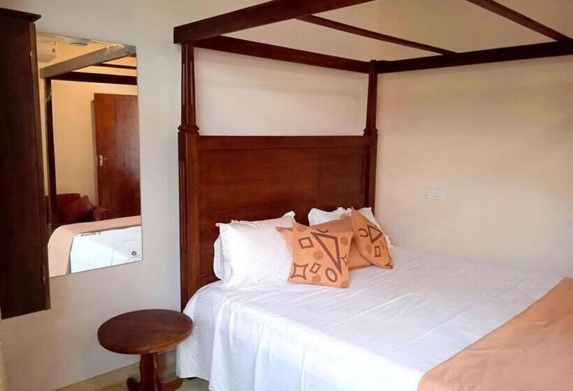 膳宿费 Heaven Thalalla  4bhk Superior Villa With Private Pool And Inside Apartments