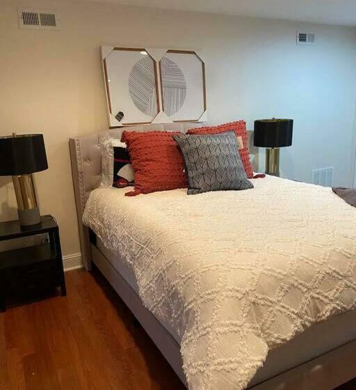 بنسيون Hilltop Escape Close To North River, Hone Quarry