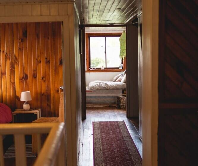 بنسيون Hostal Cuatro Estaciones    Hostel