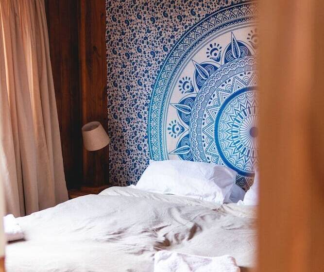 بنسيون Hostal Cuatro Estaciones    Hostel