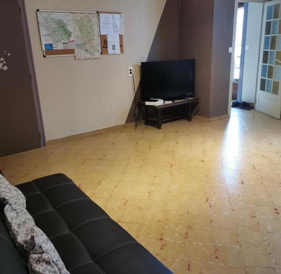 膳宿费 La Longère De Mina