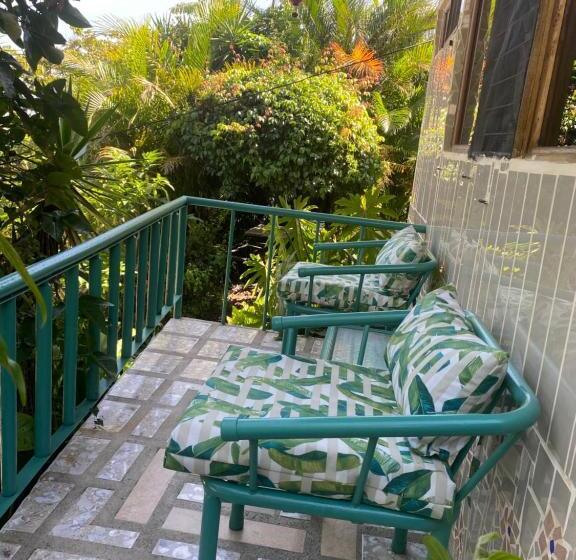 Пансион Owl House