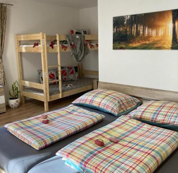 פנסיון Penzion Karolinka