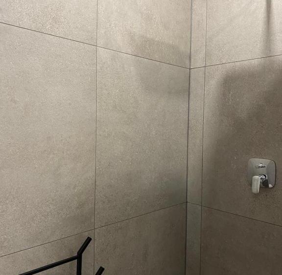 פנסיון Sonnenhof 1737   Ferienzimmer & Apartments