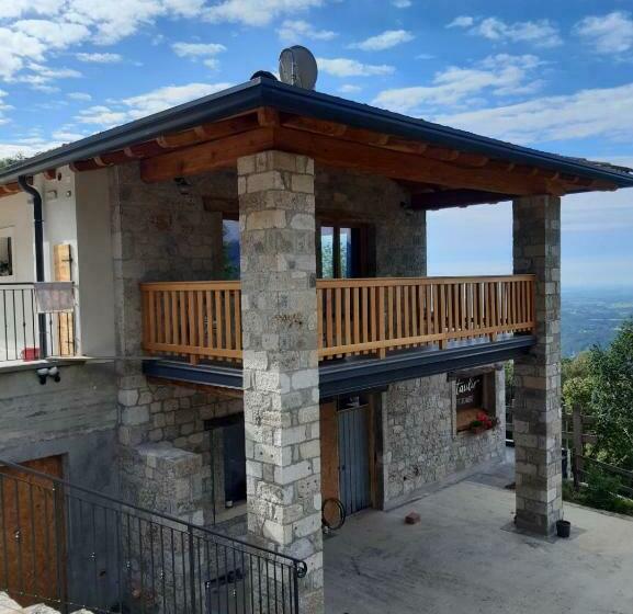 ペンション Staulir Affittacamere